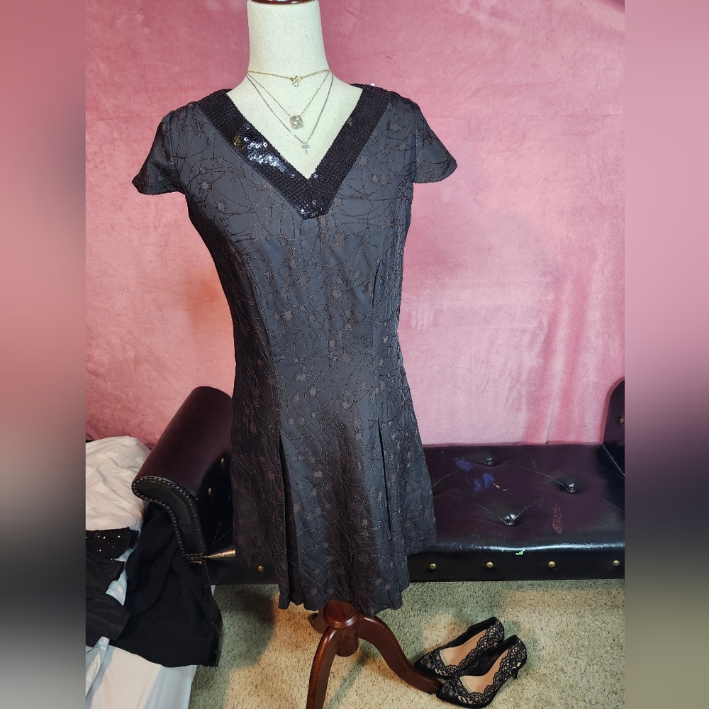 Vintage Stile Dress Floral Embroidered Black Size XXS V-neck